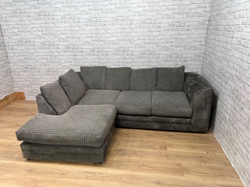 Small grey shape corner sofa - l,
